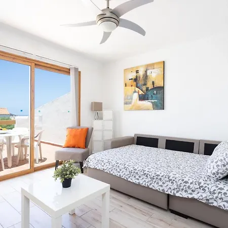 Hemeras Boutique Homes - Apartment With Heated Pool