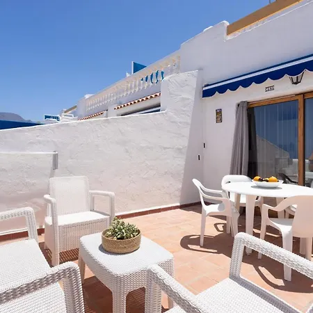 Hemeras Boutique Homes - Apartment With Heated Pool * أرونا