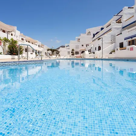 Apartman Hemeras Boutique Homes - Apartment With Heated Pool